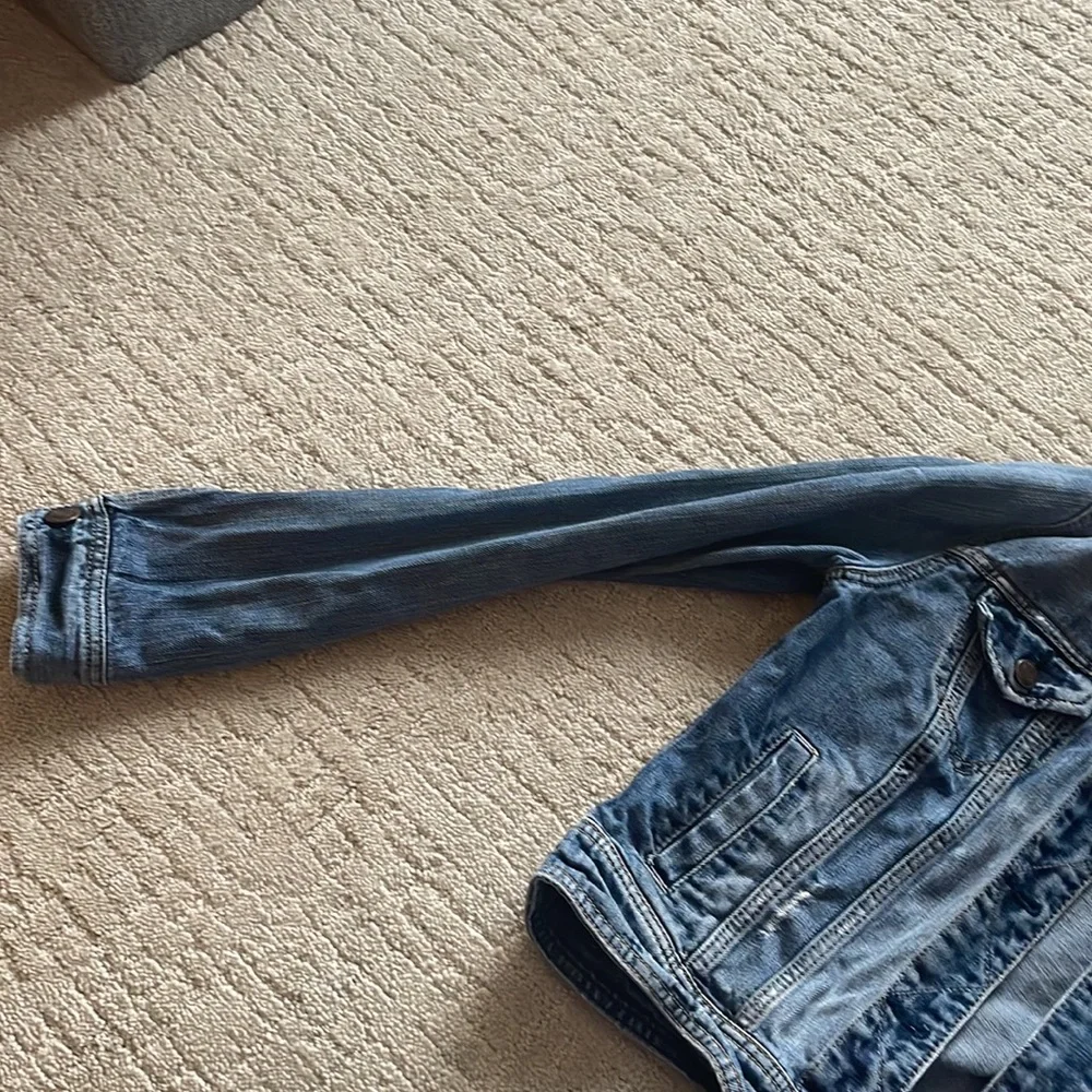 Jean Jacket - Picture 3 of 4